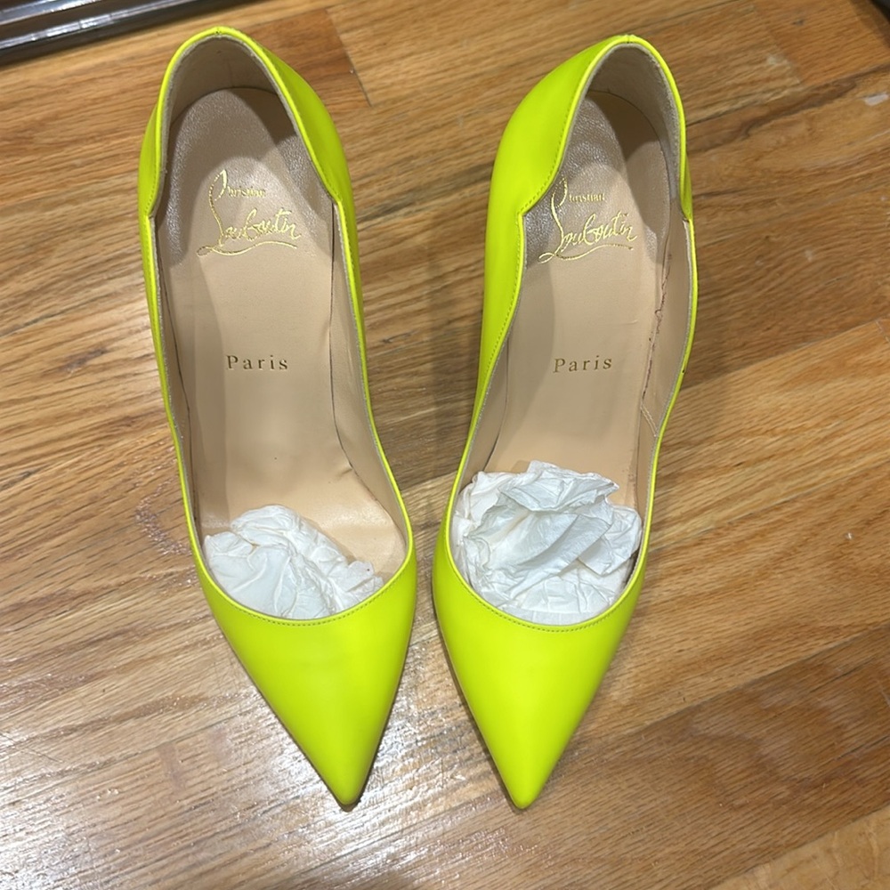 AUTHENTIC CHRISTIAN LOUBOUTIN HOT CHICK 100 FLUO MATT IN NEON - Picture 9 of 10